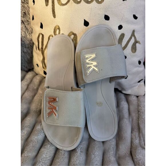 Sz10 nwot michael Kors gilmore pool slide sandals w/logo silver mesh chain - Picture 4 of 6